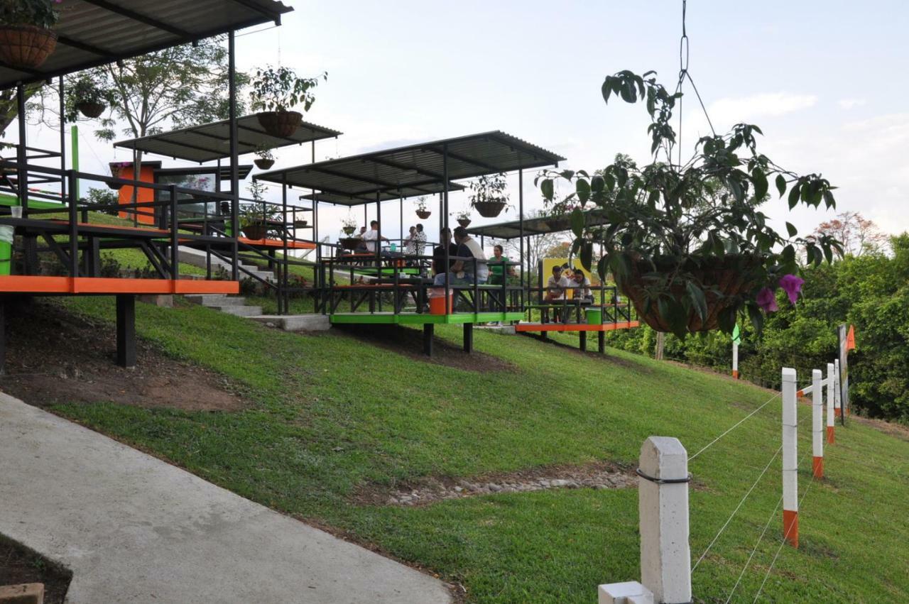 Hotel Glamping - Calochorno Alcalá Esterno foto