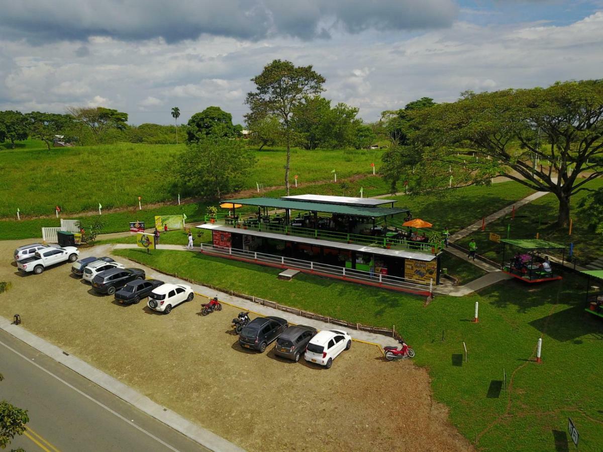 Hotel Glamping - Calochorno Alcalá Esterno foto